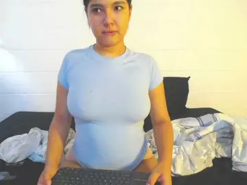 Wildcherry02  live sex cam