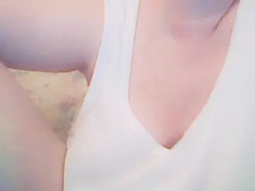 XMomentX1  live sex cam