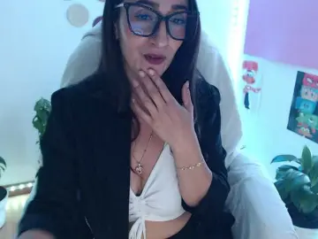 Bomboncita288  live sex cam
