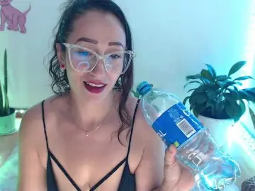 Bomboncita288  live sex cam