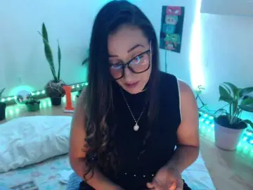 Bomboncita288  live sex cam
