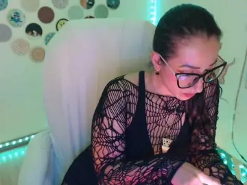 Bomboncita288  live sex cam
