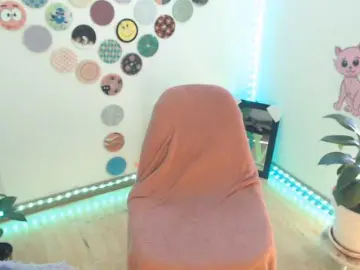 Bomboncita288  live sex cam
