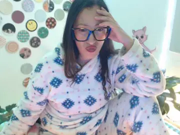Bomboncita288  live sex cam