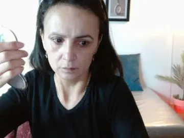 JulianaLX  live sex cam