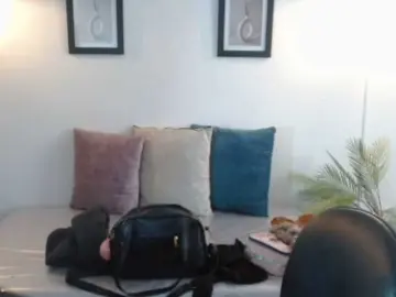 JulianaLX  live sex cam