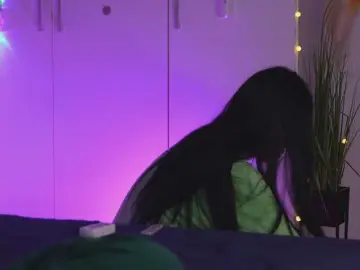 Antoniagold  live sex cam