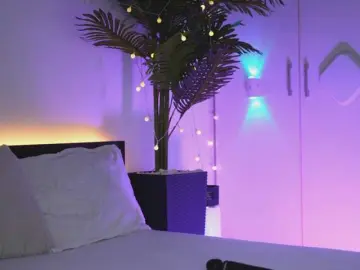 Antoniagold  live sex cam