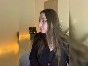 Cat-Levan  live sex cam