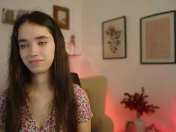 GiaPaige18  live sex cam