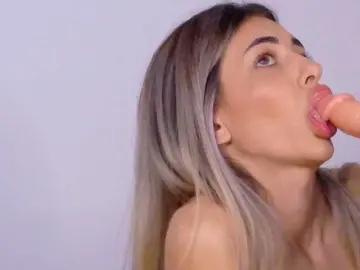 IvyNoir  live sex cam