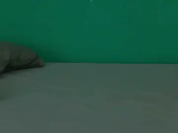 RoxanneJoy  live sex cam