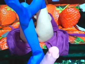 Angelique4  live sex cam