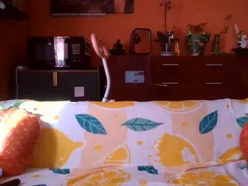 Angelique4  live sex cam