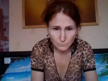Angelique4  live sex cam