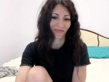 Evacrisxxxx  live sex cam
