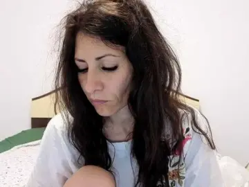 Evacrisxxxx  live sex cam