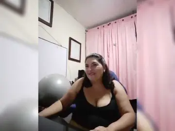 Linamaria98  live sex cam