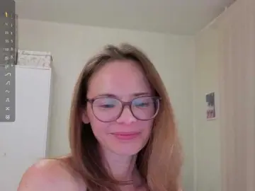 Mmmayday  live sex cam