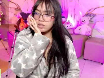 Ameliiaa-tay  live sex cam