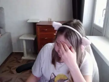 EmilyWay  live sex cam