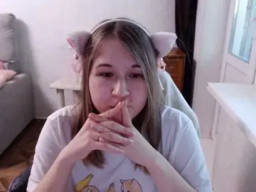 EmilyWay  live sex cam
