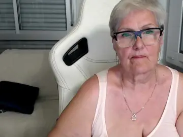 Selenna65  live sex cam