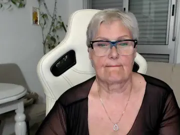 Selenna65  live sex cam