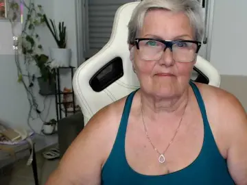 Selenna65  live sex cam