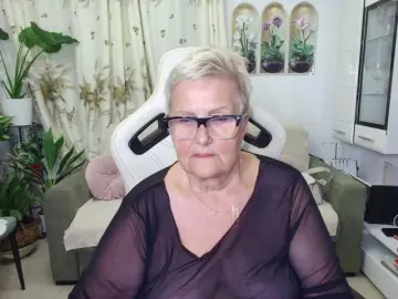 Selenna65  live sex cam
