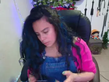 Elektra-32  live sex cam