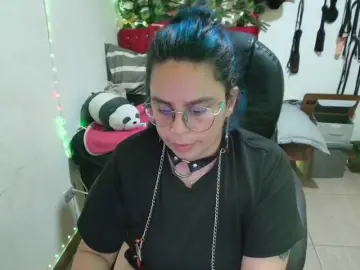 Elektra-32  live sex cam
