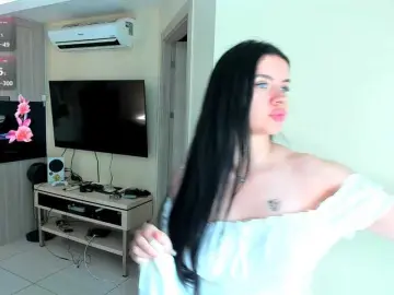 Evelyne-xx  live sex cam
