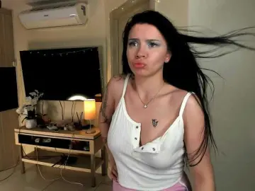 Evelyne-xx  live sex cam