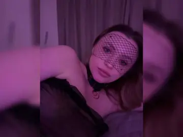 Mianoir  live sex cam