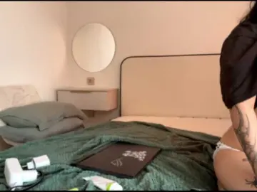 Your-ghoulz  live sex cam