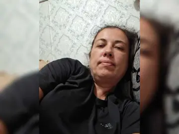 Kristina13  live sex cam