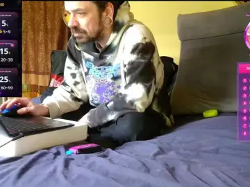 Spacecase2021  live sex cam