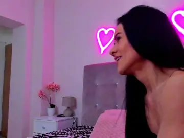 Brianaflynt  live sex cam