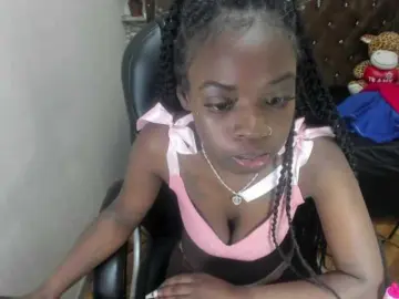 Ebonyemily  live sex cam