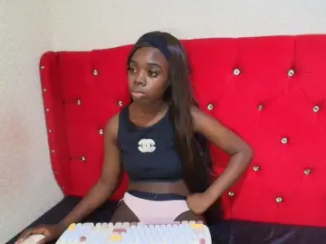 Ebonyemily  live sex cam