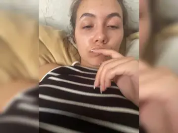 Kiskama  live sex cam