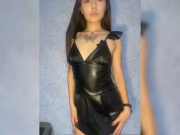 Kiskama  live sex cam