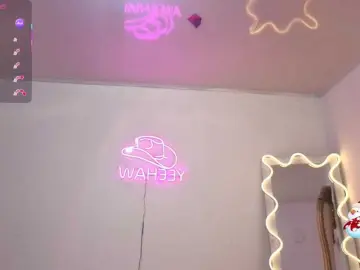 Kittystart-tay  live sex cam