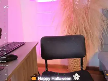 Naia-cruzz  live sex cam