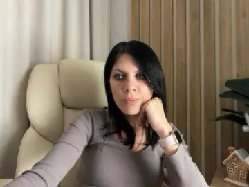 InjaAtHome  live sex cam