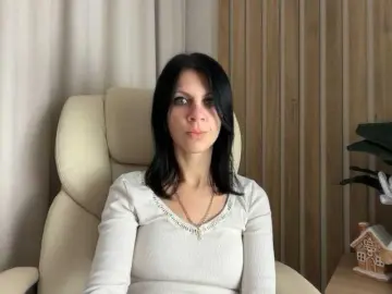 InjaAtHome  live sex cam