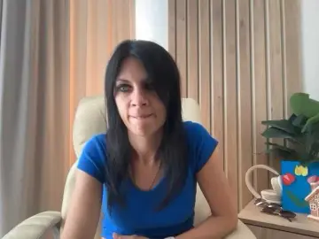 InjaAtHome  live sex cam