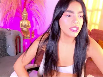 IzanThorne  live sex cam