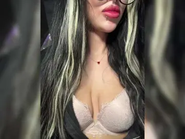 LeCriss  live sex cam